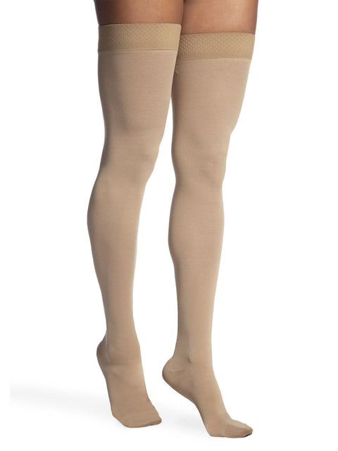 Essential Opaque for Women 30-40mmHg w/Grip Top