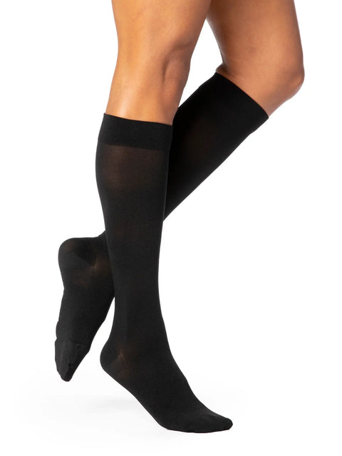 Essential Opaque for Women Knee High 20-30 mmHg