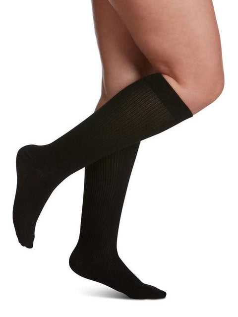 Traveno Travel Compression Sock for Women 15-20mmHg Black